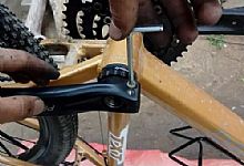 中空一体轴承中轴拆解，维修保养